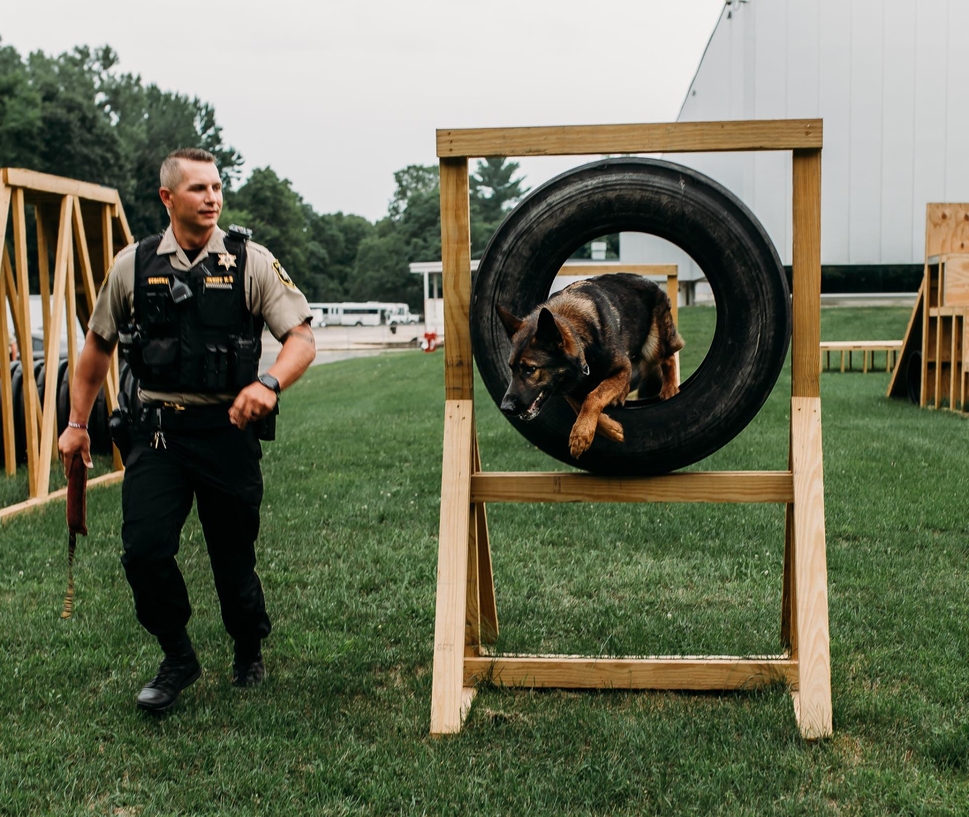 Thor working tires